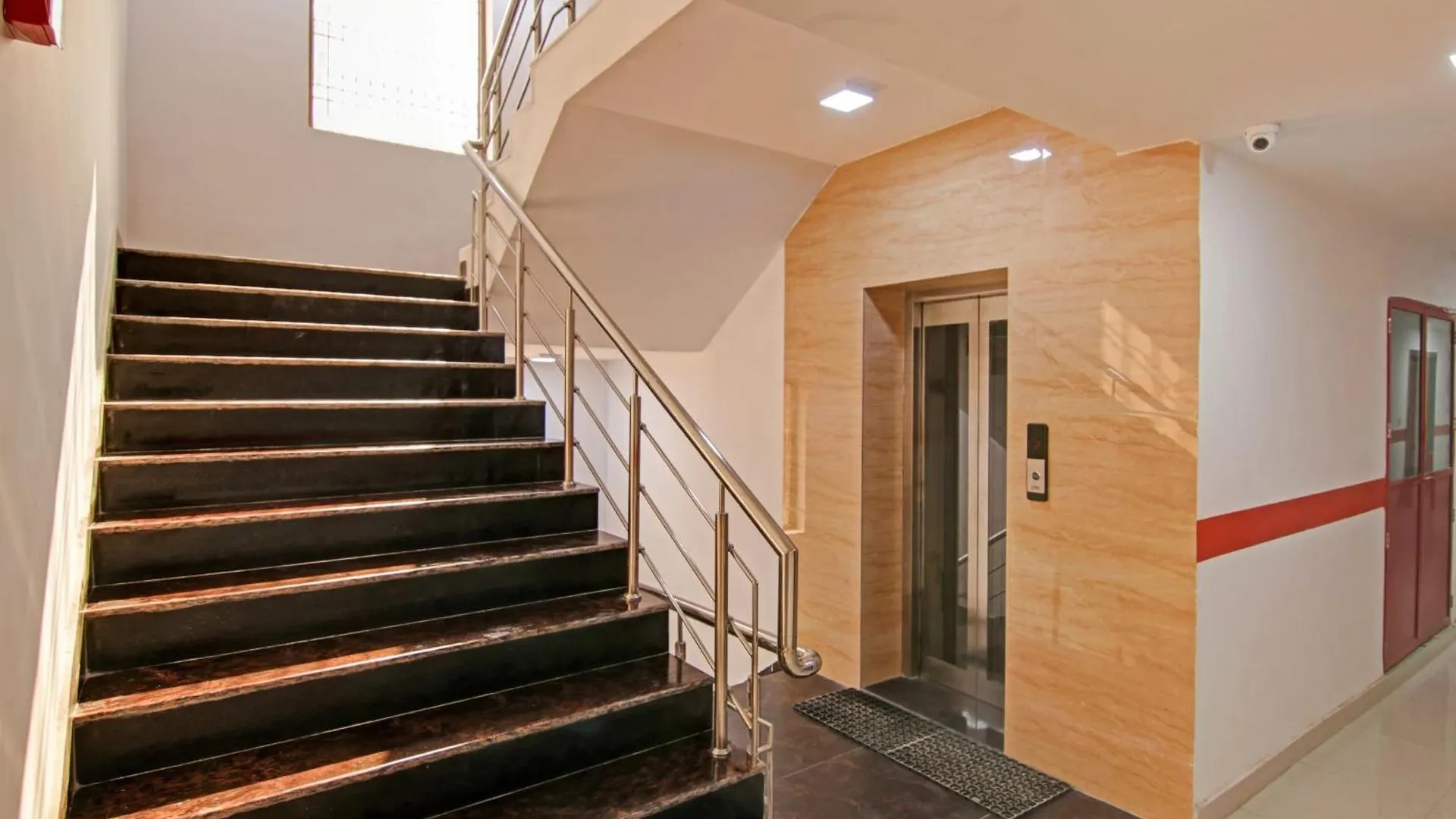 Hotel O Dwarka Inn Delhi